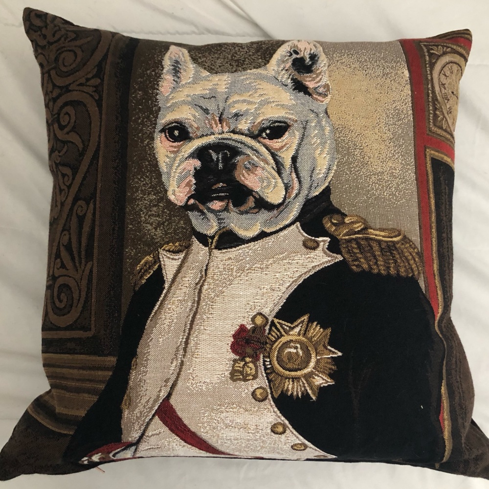 HINES Tapestry Pillow- General French Bulldog